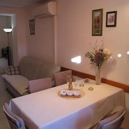 Апартаменты Ella Mare