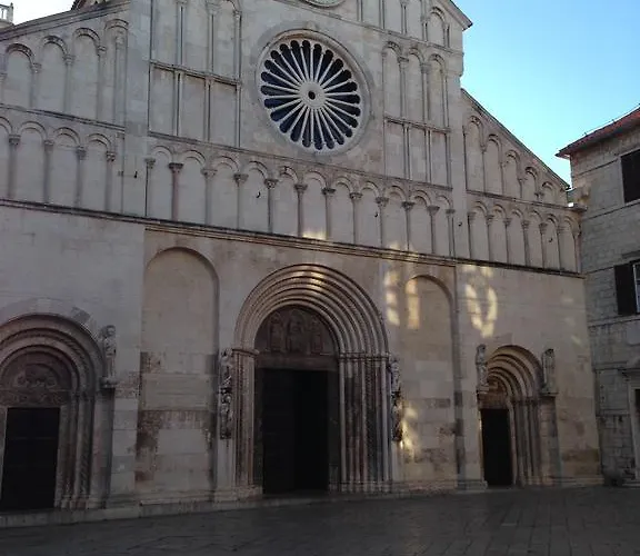 Apartment Ella Mare Zadar